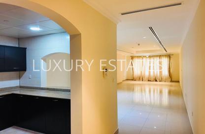 Apartment - Studio - 2 Bathrooms for rent in West Porto Drive - Porto Arabia - The Pearl Island - Doha Apartment - Studio - 2 Bathrooms for rent in West Porto Drive - Porto Arabia - The Pearl Island - Doha