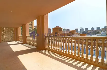 Apartment - 2 Bedrooms - 3 Bathrooms for rent in Tower 9 - Porto Arabia - The Pearl Island - Doha