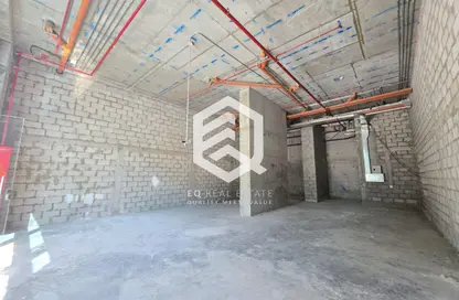 Shop - Studio - 1 Bathroom for rent in Marina Tower 23 - Marina District - Lusail