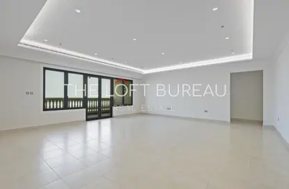 Apartment - 2 Bedrooms - 3 Bathrooms for rent in East Porto Drive - Porto Arabia - The Pearl Island - Doha