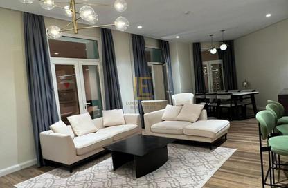 Apartment - 3 Bedrooms - 4 Bathrooms for rent in Floresta Gardens - Floresta Gardens - The Pearl Island - Doha Apartment - 3 Bedrooms - 4 Bathrooms for rent in Floresta Gardens - Floresta Gardens - The Pearl Island - Doha