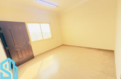 Apartment - Studio - 1 Bathroom for rent in Wholesale Market Street - Abu Hamour - Doha