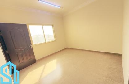 Apartment - Studio - 1 Bathroom for rent in Wholesale Market Street - Abu Hamour - Doha
