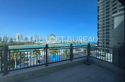 Townhouse - 3 Bedrooms - 5 Bathrooms for rent in Abraj Bay - Abraj Quartiers - The Pearl Island - Doha