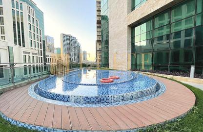 Apartment - 1 - 2 for rent in Lusail Marina Heights - Marina District - Lusail