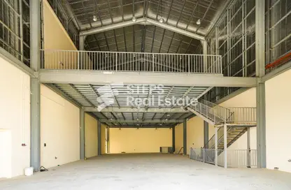 Warehouse - Studio for rent in Industrial Area 4 - Industrial Area - Industrial Area - Doha