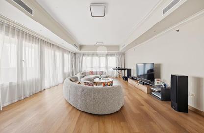 Apartment - 3 - 4 for sale in East Porto Drive - Porto Arabia - The Pearl Island - Doha