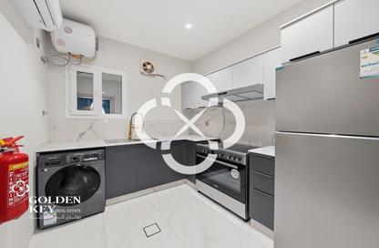 Apartment - 2 Bedrooms - 3 Bathrooms for rent in Al Muntazah Street - Al Muntazah - Doha