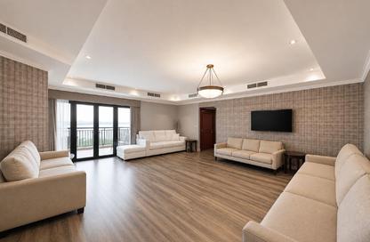 Apartment - 2 Bedrooms - 3 Bathrooms for rent in East Porto Drive - Porto Arabia - The Pearl Island - Doha Apartment - 2 Bedrooms - 3 Bathrooms for rent in East Porto Drive - Porto Arabia - The Pearl Island - Doha