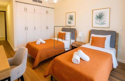 Apartment - 3 Bedrooms - 5 Bathrooms for sale in Floresta Gardens - Floresta Gardens - The Pearl Island - Doha