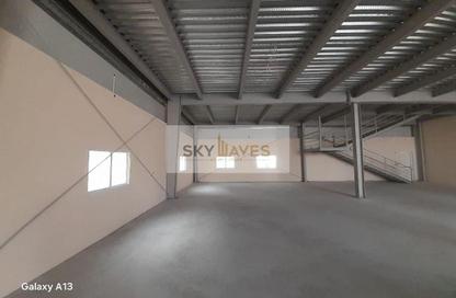Warehouse - Studio - 5 Bathrooms for rent in East Industrial Street - Birkat Al Awamer - Al Wakra Warehouse - Studio - 5 Bathrooms for rent in East Industrial Street - Birkat Al Awamer - Al Wakra