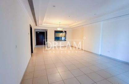 Apartment - 1 Bedroom - 2 Bathrooms for rent in East Porto Drive - Porto Arabia - The Pearl Island - Doha
