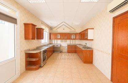 Villa - 3 Bedrooms - 3 Bathrooms for rent in Al Nasr Street - Al Nasr - Doha