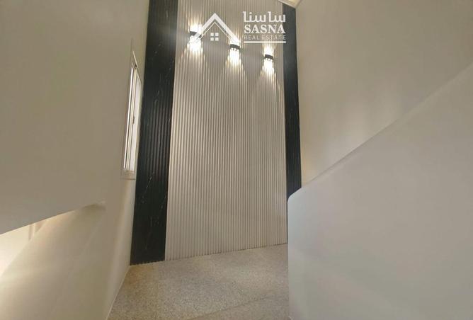 61618450 - Property Image 3