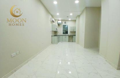 Apartment - 3 - 3 for rent in Umm Ghuwailina 4 - Umm Ghuwailina - Doha Apartment - 3 - 3 for rent in Umm Ghuwailina 4 - Umm Ghuwailina - Doha