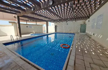 Apartment - 1 Bedroom - 2 Bathrooms for rent in Umm Ghwailina Comm - Umm Ghuwalina - Umm Ghuwailina - Doha