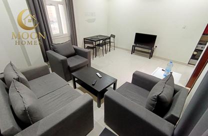 Apartment - 1 Bedroom - 1 Bathroom for rent in Old Salata - Salata - Doha