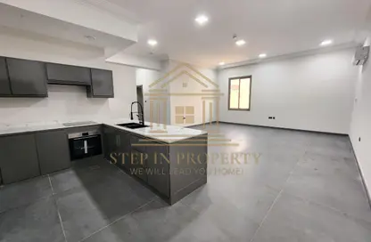 Apartment - 2 Bedrooms - 2 Bathrooms for rent in Bin Omran 35 - Fereej Bin Omran - Doha