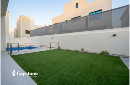 Villa - 6 Bedrooms for rent in Izghawa - Doha