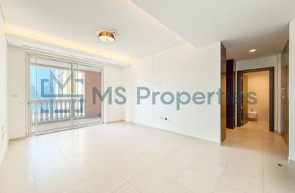 Townhouse - 2 - 3 for sale in Viva East - Viva Bahriyah - The Pearl Island - Doha