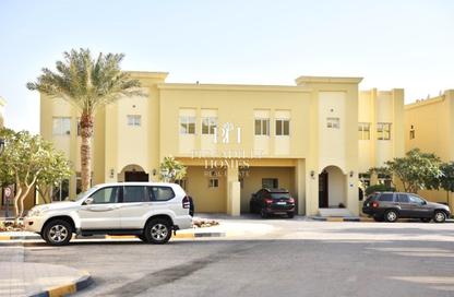 Villa - 4 Bedrooms - 5 Bathrooms for rent in Souk Al gharaffa - Al Gharrafa - Doha