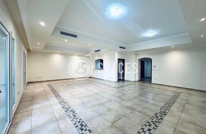 Apartment - 2 Bedrooms - 3 Bathrooms for sale in West Porto Drive - Porto Arabia - The Pearl Island - Doha Apartment - 2 Bedrooms - 3 Bathrooms for sale in West Porto Drive - Porto Arabia - The Pearl Island - Doha