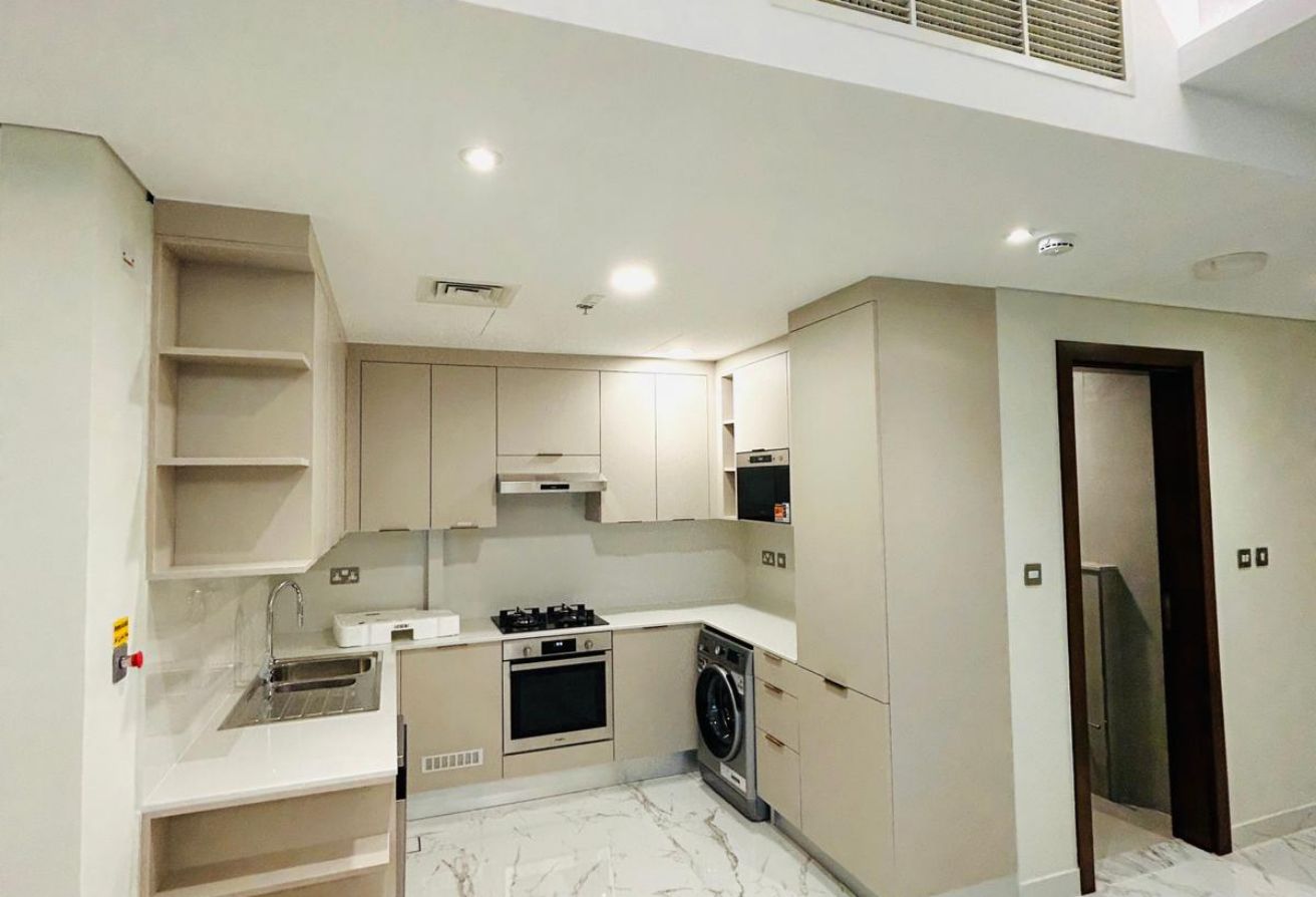 Prime Ready-to-Move 2BHK | 3-Year Payment I FF thumbnail 10