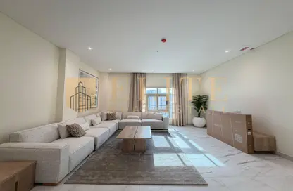 Apartment - 2 Bedrooms - 3 Bathrooms for rent in Giardino Gardens - Giardino Villas - The Pearl Island - Doha