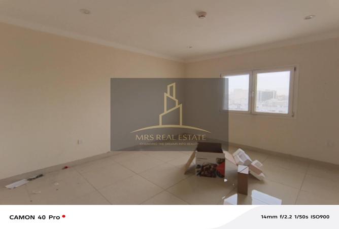 53378201 - Property Image 2