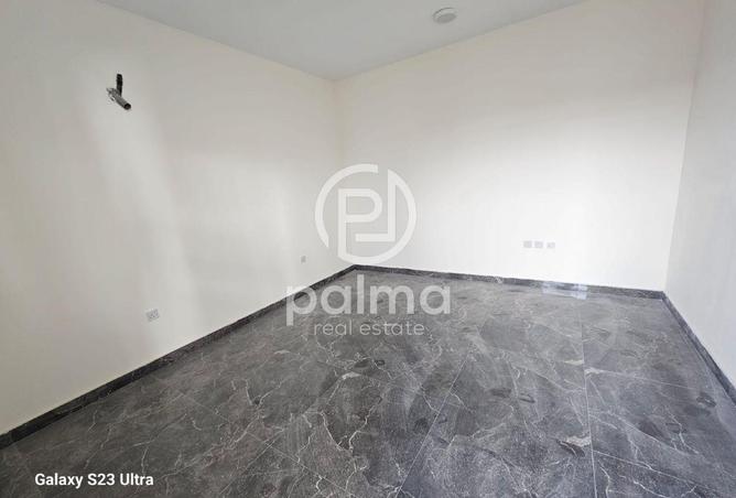 52452382 - صورة العقار 3