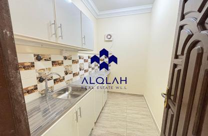 Apartment - 3 Bedrooms - 3 Bathrooms for rent in Ain Khaled Villas - Ain Khaled - Doha Apartment - 3 Bedrooms - 3 Bathrooms for rent in Ain Khaled Villas - Ain Khaled - Doha