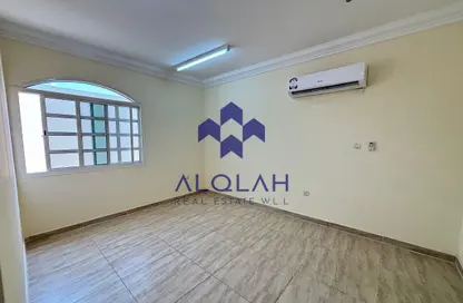 شقة - 3 غرف نوم - 3 حمامات للايجار في فلل عين خالد - عين خالد - الدوحة شقة - 3 غرف نوم - 3 حمامات للايجار في فلل عين خالد - عين خالد - الدوحة