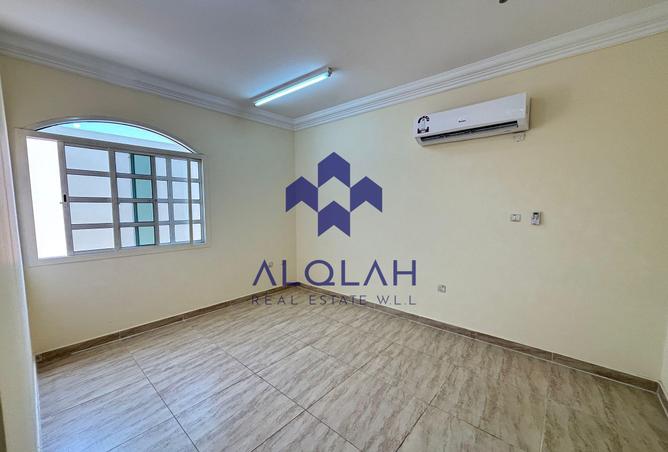 57029975 - Property Main Image