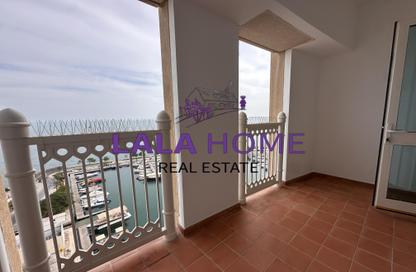 Apartment - 2 Bedrooms - 3 Bathrooms for rent in West Bay Tower - West Bay - West Bay - Doha