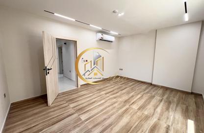 Apartment - 2 Bedrooms - 3 Bathrooms for rent in Madinat Khalifa Building 58 - Madinat Khalifa South - Madinat Khalifa - Doha