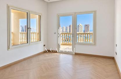 Apartment - 3 - 5 for sale in East Porto Drive - Porto Arabia - The Pearl Island - Doha