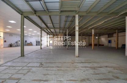 Warehouse - Studio - 1 Bathroom for rent in Industrial Area 5 - Industrial Area - Industrial Area - Doha