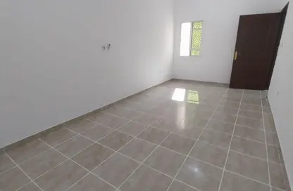 Apartment - 2 Bedrooms - 2 Bathrooms for rent in Al Jazeera Street - Fereej Bin Mahmoud North - Fereej Bin Mahmoud - Doha
