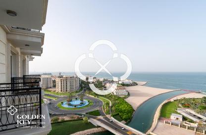 Apartment - 2 Bedrooms - 4 Bathrooms for rent in Floresta Gardens - Floresta Gardens - The Pearl Island - Doha