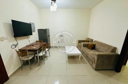 Apartment - 2 Bedrooms - 1 Bathroom for rent in Muntazah 70 - Al Muntazah - Doha