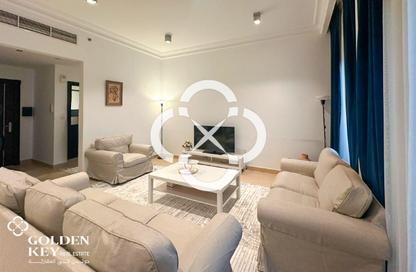 Apartment - 3 Bedrooms - 4 Bathrooms for rent in Mercato - Qanat Quartier - The Pearl Island - Doha