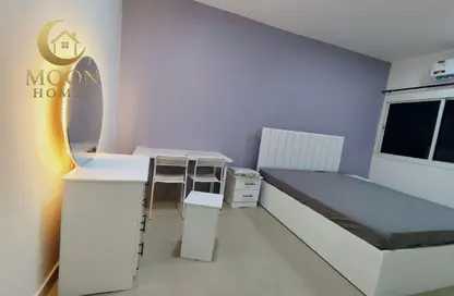 Apartment - 1 Bathroom for rent in Najma 28 - Ibn Dirhem Street - Najma - Doha