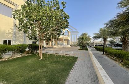 Villa - 5 Bedrooms - 4 Bathrooms for rent in Beverly Hills Al Rayyan - Beverly Hills Al Rayyan - Al Rayyan - Doha