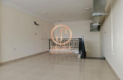 Shop - Studio - 1 Bathroom for rent in Wholesale Market Street - Abu Hamour - Doha