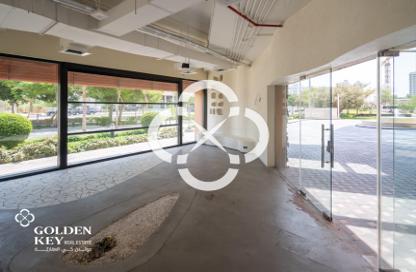 Shop - Studio - 1 Bathroom for rent in Lusail Residence - Marina District - Lusail