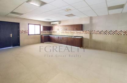 Warehouse - Studio - 4 for rent in Ain Al Soudan Street - Mesaieed Road - Al Wakra