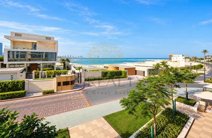 Apartment - 1 - 2 for sale in Crystal Residence - Gewan Island - The Pearl Island - Doha