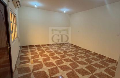 Apartment - Studio - 1 Bathroom for rent in Al Duhail - Al Duhail - Doha