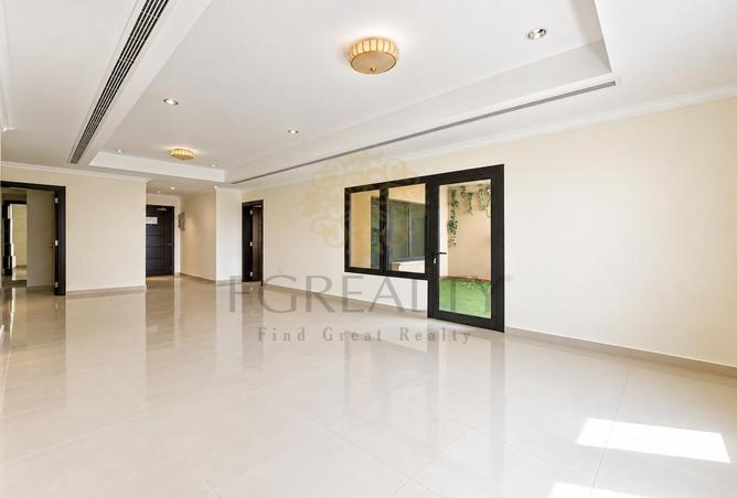 61789002 - Property Image 2