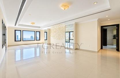 Apartment - 1 - 2 for rent in West Porto Drive - Porto Arabia - The Pearl Island - Doha